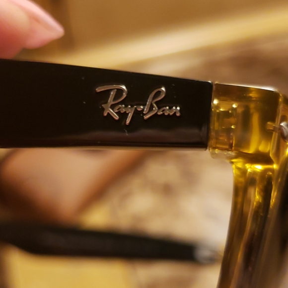 Ray Bans Polarized New Wayfarer Glasses - Picture 3 of 10